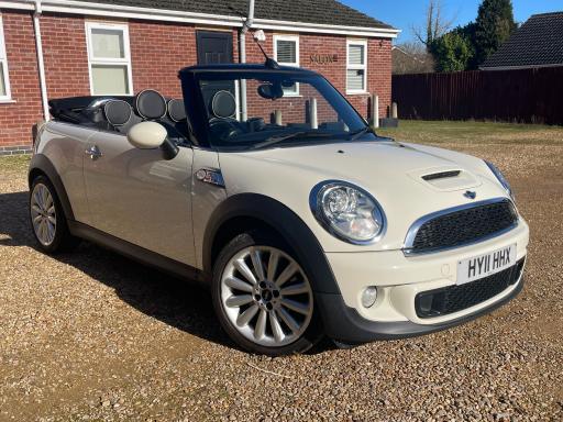 2011 COOPER S CONVERTIBLE PRICE 5,499 YEAR 2011 11 REG MILEAGE 49,548 ENGINE 1.6... photo